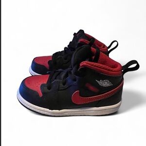Nike Air Jordan Kids Black and Red Sneakers 8C
